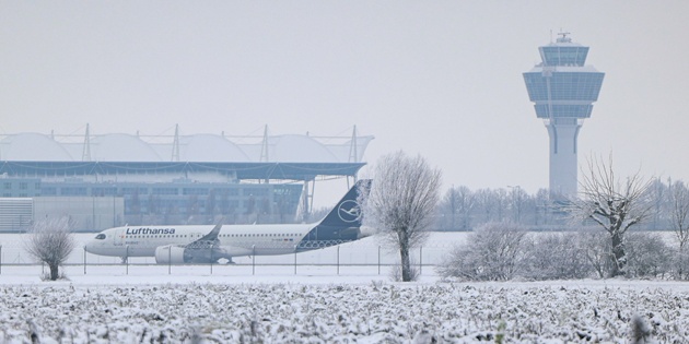 Lufthansa, Uçaklarında Mahsur Kalan Yolcular Nedeniyle Sert Eleştirildi